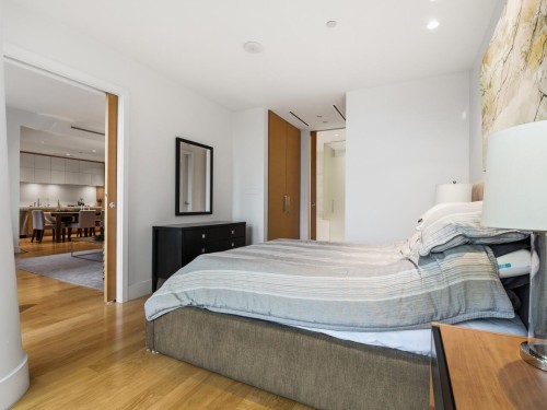 1701-667 Howe Street, Vancouver, BC 