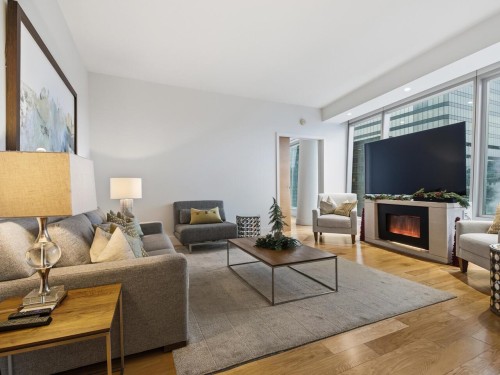 1701-667 Howe Street, Vancouver, BC 