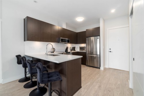 409-1633 Tatlow Avenue  North Vancouver, BC V7P 2Z8