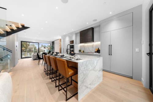 3679 Pandora Street, Vancouver, BC 