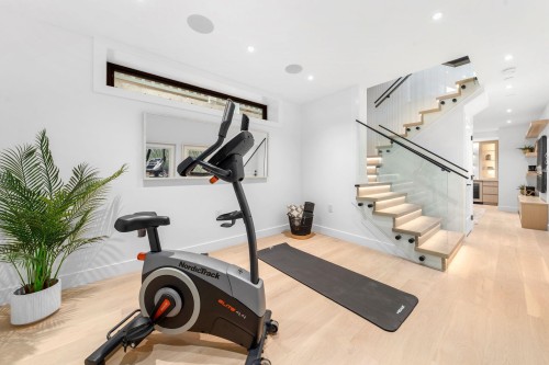 3679 Pandora Street, Vancouver, BC 