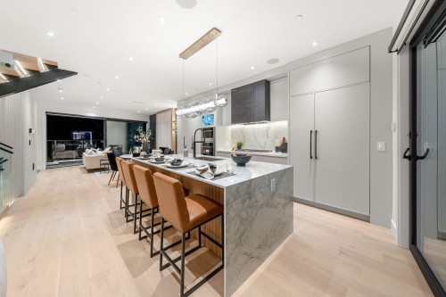 3679 Pandora Street, Vancouver, BC 