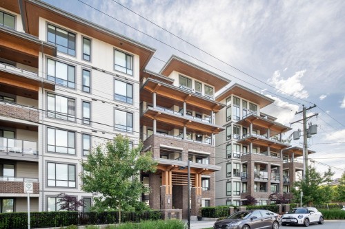 420-7599 15Th Street, Burnaby, BC 