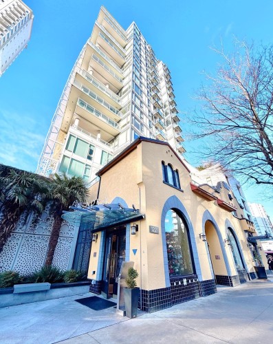 1103-1221 Bidwell Street  Vancouver, BC V6G 0B1