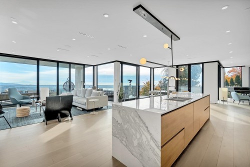 1027 Millstream Road, West Vancouver, BC 