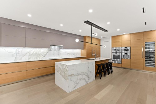 1027 Millstream Road, West Vancouver, BC 