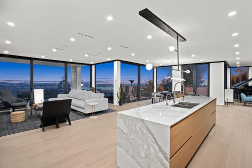 1027 Millstream Road, West Vancouver, BC 