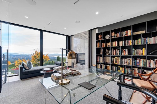 1027 Millstream Road, West Vancouver, BC 