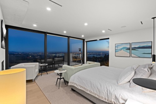 1027 Millstream Road, West Vancouver, BC 