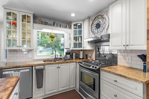 12815 Willow Place, Maple Ridge, BC 