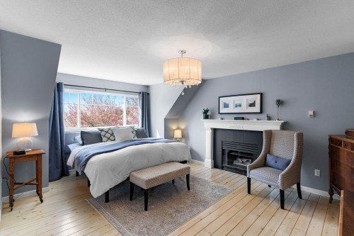 12815 Willow Place, Maple Ridge, BC 