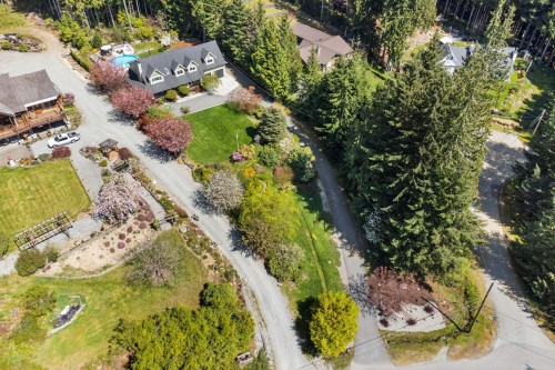 12815 Willow Place, Maple Ridge, BC 