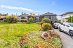 935 Beaconsfield Road  North Vancouver, BC V7R 1S7