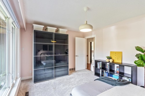 935 Beaconsfield Road, North Vancouver, BC 