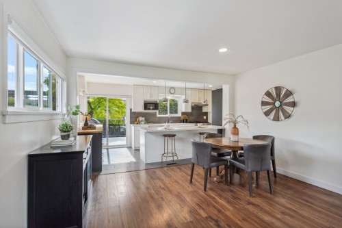 935 Beaconsfield Road, North Vancouver, BC 