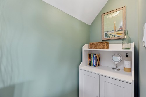 1-244 5Th Street E, North Vancouver, BC 