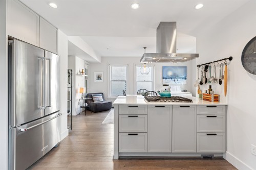 1-244 5Th Street E, North Vancouver, BC 