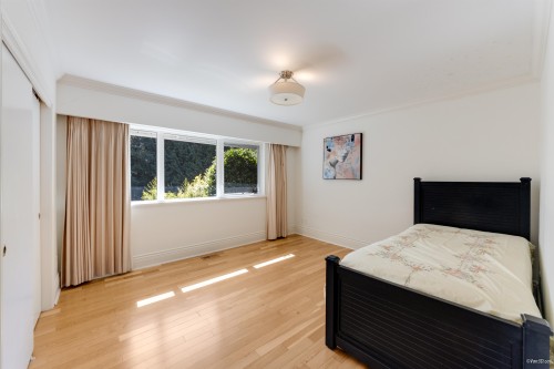 651 Kenwood Road, West Vancouver, BC 