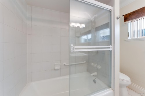 651 Kenwood Road, West Vancouver, BC 