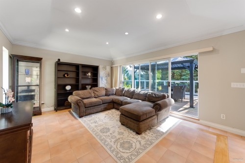 651 Kenwood Road, West Vancouver, BC 