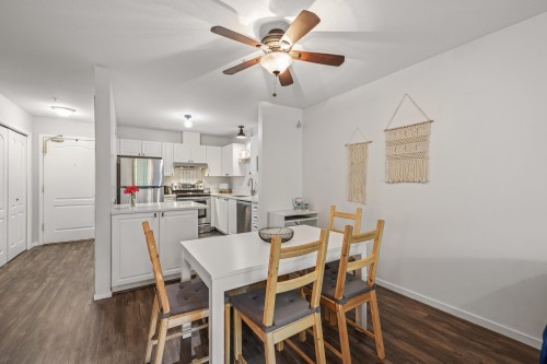 208-2551 Parkview Lane, Port Coquitlam, BC 