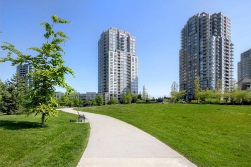 1606-3663 Crowley Drive, Vancouver, BC 