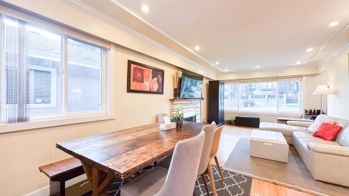 56 Warwick Avenue  Burnaby, BC V5B 3X3