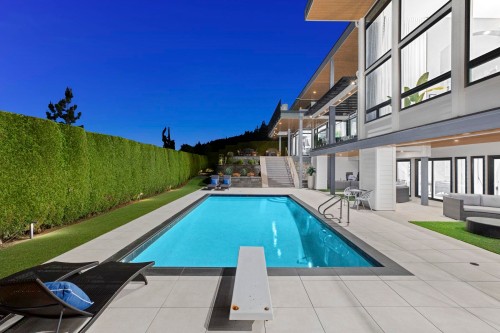 1130 Eyremount Drive, West Vancouver, BC 