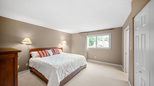 1200 Hilary Place, North Vancouver, BC 