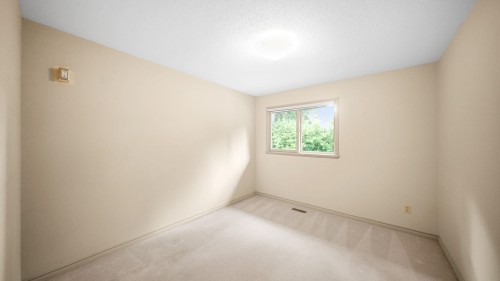 1200 Hilary Place, North Vancouver, BC 