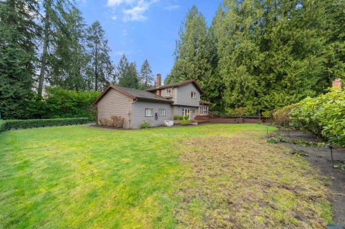 1200 Hilary Place, North Vancouver, BC 