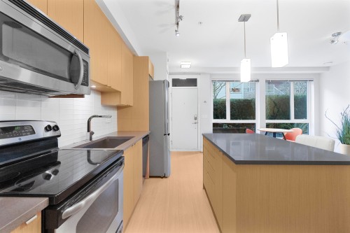 115-735 15Th Street W, North Vancouver, BC 