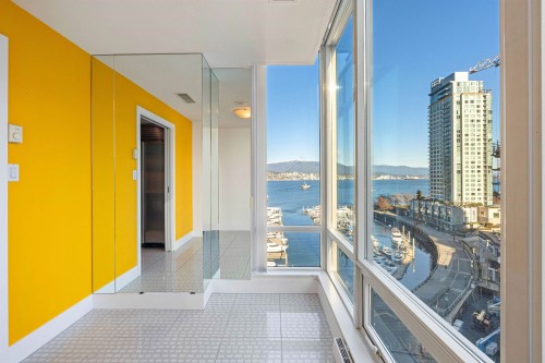 1002-499 Broughton Street, Vancouver, BC 