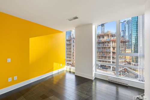 1002-499 Broughton Street, Vancouver, BC 