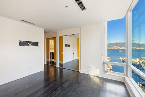 1002-499 Broughton Street, Vancouver, BC 