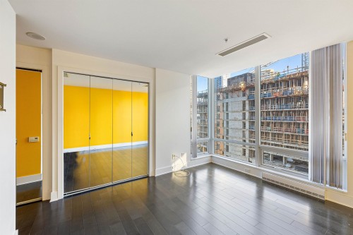 1002-499 Broughton Street, Vancouver, BC 