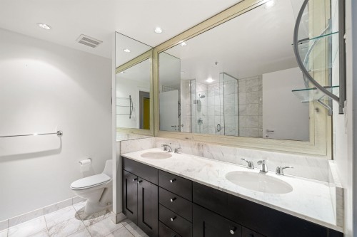 1002-499 Broughton Street, Vancouver, BC 