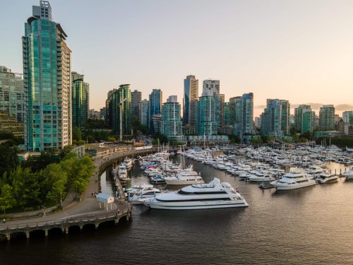 1002-499 Broughton Street, Vancouver, BC 