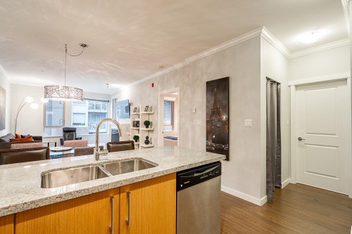 403-139 22Nd Street W, North Vancouver, BC 