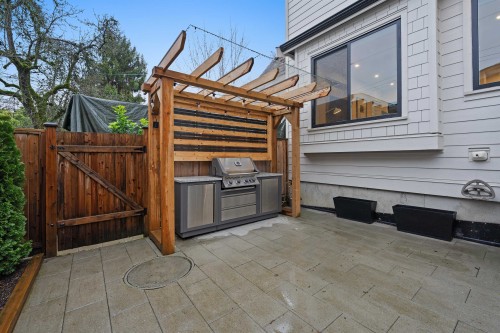 919 10Th Avenue E, Vancouver, BC 