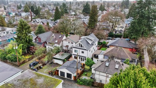 919 10Th Avenue E, Vancouver, BC 