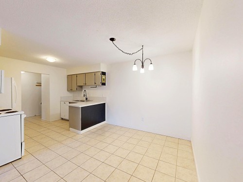 206-138 18Th Street W, North Vancouver, BC 