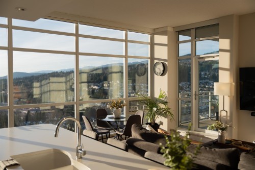 3401-2968 Glen Drive, Coquitlam, BC 