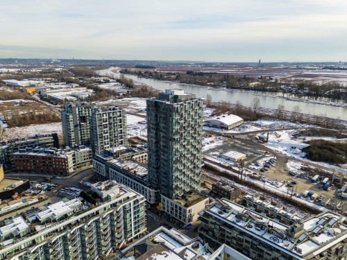 1103-3538 Sawmill Crescent, Vancouver, BC 