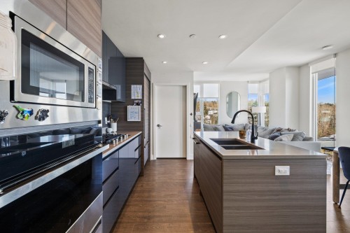 1103-3538 Sawmill Crescent, Vancouver, BC 