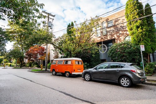 2-973 7Th Avenue W, Vancouver, BC 