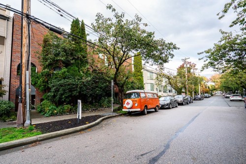 2-973 7Th Avenue W, Vancouver, BC 