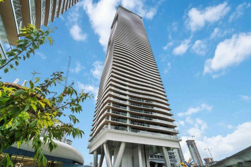 4305-4880 Lougheed Highway  Burnaby, BC V5C 0N1