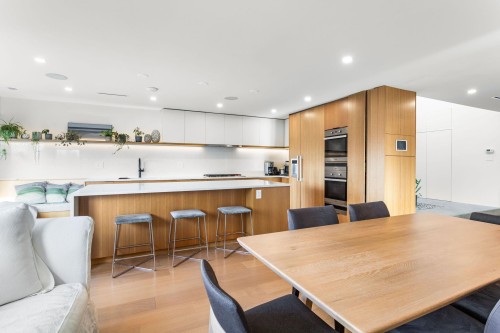 7353 Yew Street, Vancouver, BC 