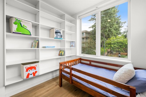 Th5-2137 Chesterfield Avenue, North Vancouver, BC 